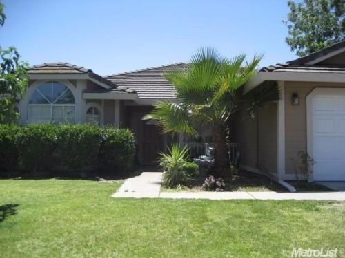 1740 Woodworth Ave, Modesto, CA 95351-4461