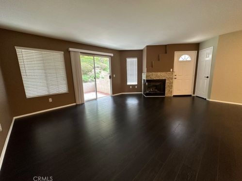 1054 Dewcrest Dr, Anaheim CA  92808-2403 exterior