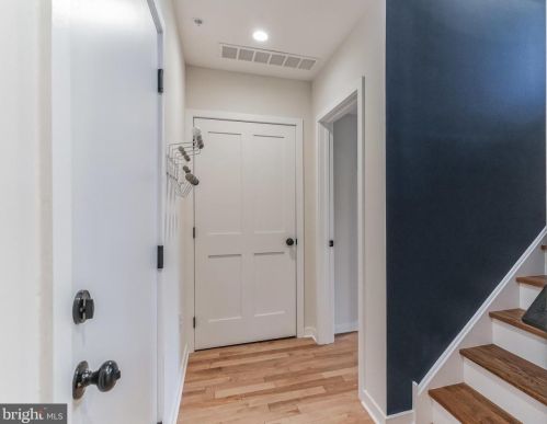 1326 5th St, Philadelphia PA 19147-5917 exterior