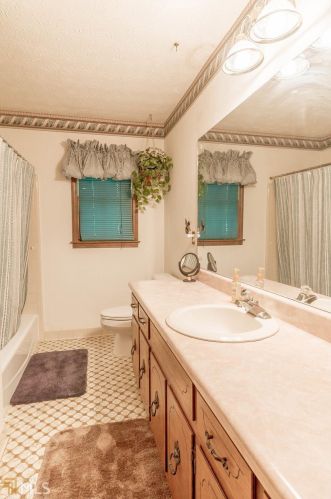160 Country Roads Cir, Stockbridge GA  30281-1338 exterior