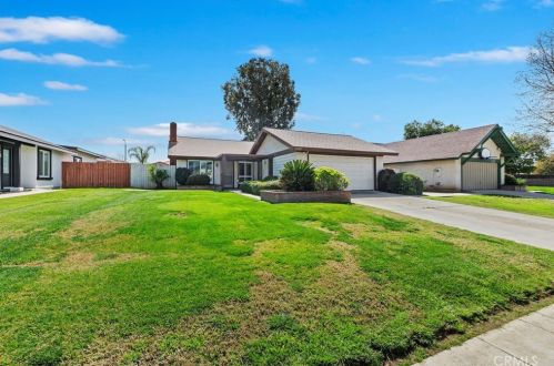 22245 Dove St, Colton, CA 92313-5953