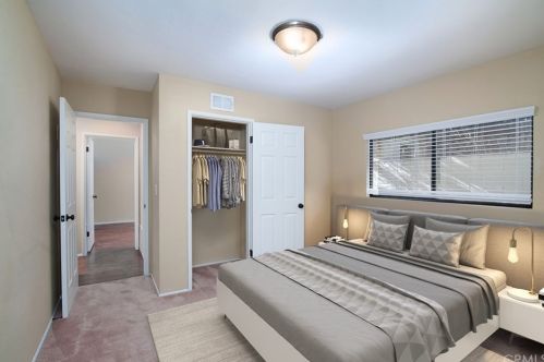 1013 Lyon St, Santa Ana CA 92701-3225 exterior