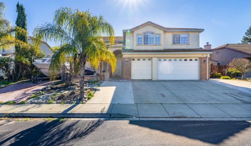 1025 Opal Dr, Vacaville, CA 95687-7875