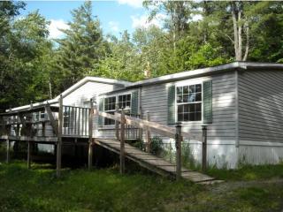 130 Thrasher Rd, Starksboro VT  05487-7296 exterior