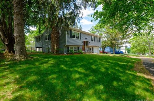 19 Rosemary Ter, Meriden, CT 06451-4947