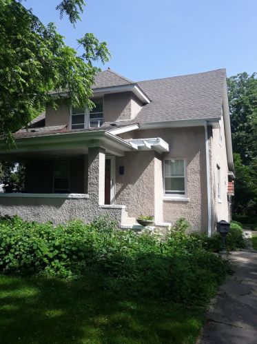 1014 Deerfield Rd, Bannockburn IL  60015-4126 exterior
