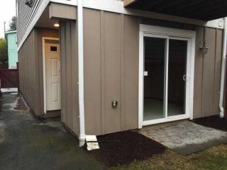 9214 17th Ave, Seattle, WA 98115-3214