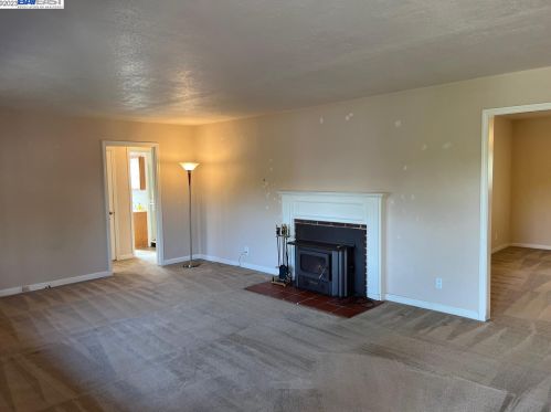 4334 Edwards Ln, Hayward, CA 94546-3603