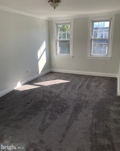 905 Eldridge Ave, Camden, NJ 08107-1711