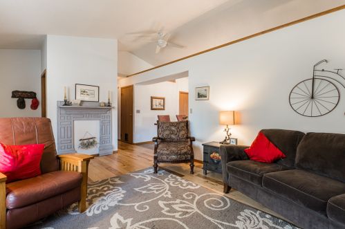 105 Fork Rd, Nelson IL  61021-7307 exterior