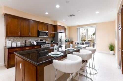 1775 Mccandless Dr, Milpitas CA 95035-8048 exterior