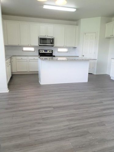 5800 Greenmeadow Dr, Argyle TX  76226-2265 exterior