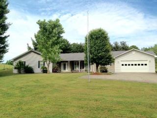 365 Hunley Rd, Speedwell, TN 37870-7542
