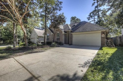91 Misty Dawn Dr, Conroe TX  77385-3648 exterior