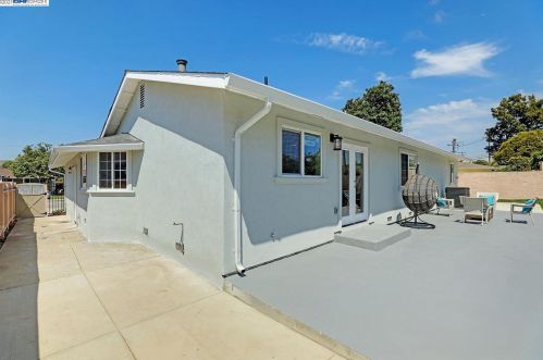 416 Easter Ave, Milpitas CA  95035-4203 exterior