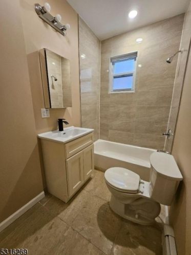 68 Seymour Ave, Newark, NJ 07108-1517