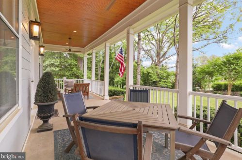 10906 Sunset Hills Rd, Herndon, VA 20190-5411