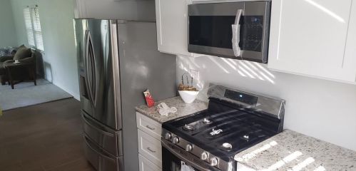 5047 Wood Loop, Conroe TX  77306-5883 exterior
