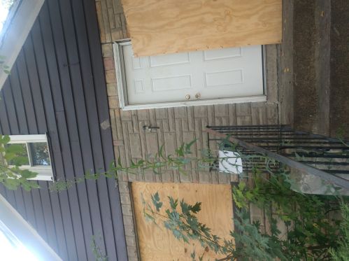1006 Avers Ave, Chicago, IL 60651-3844