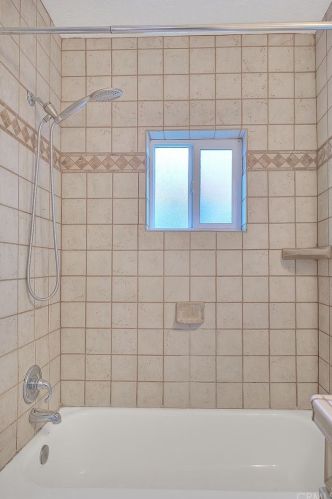 3160 Lime St, Riverside CA 92501-2930 exterior