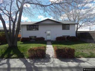 714 Van Buren St, Orin, WY 82633-2750
