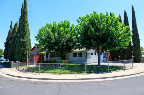 468 Ore St, Manteca, CA 95336-3416