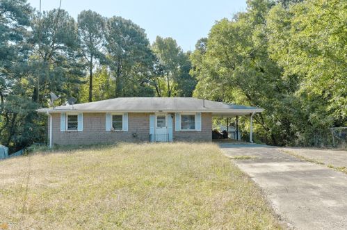 2689 Farn Dr, Ellenwood, GA 30294-3451