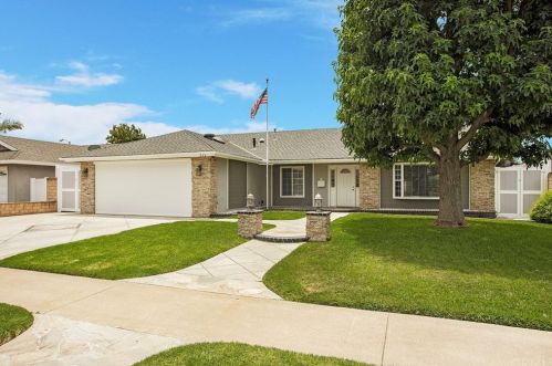 312 Fleming Ave, Placentia, CA 92870-1805