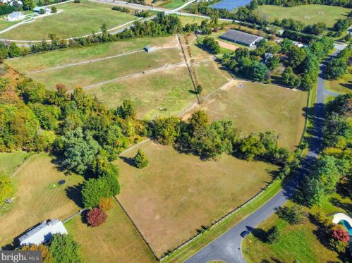 1310 Excaliber Ln, Sandy Spring MD  20860-1117 exterior