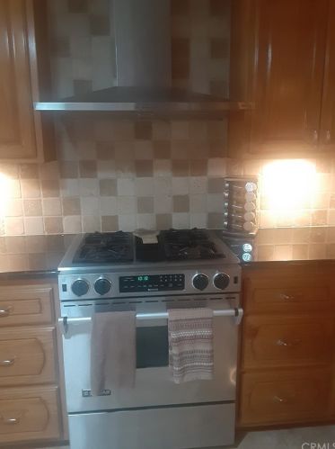 8415 Yarrow Ln, Riverside CA  92508-2926 exterior