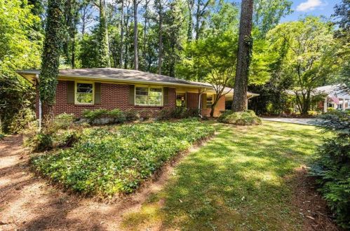 1385 Holly Ln, Atlanta GA  30329-3513 exterior