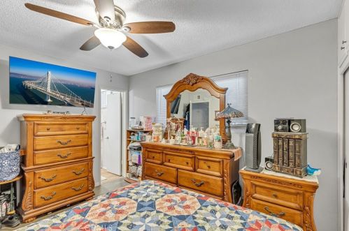 3159 Dolores St, Riverside CA  92504-4505 exterior