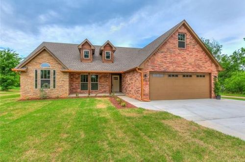 7809 Choctaw Rd, Jones, OK 73049-6141