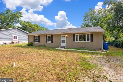27 Fox St, Browns Mills, NJ 08015-4308