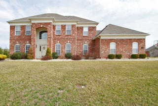1409 Swan Ct, Belleville, IL 62226-8553