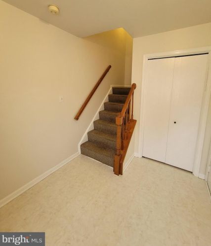 43 Mudfort Dr, Harpers Ferry WV  25425-6353 exterior