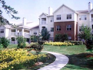 200 Brook Arbor Dr, Cary NC  27519-7919 exterior