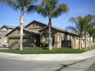 6974 Cottonwood Cir, Corona, CA 92880-9285