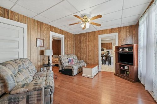 600 State St, Hobart IN  46342-6055 exterior