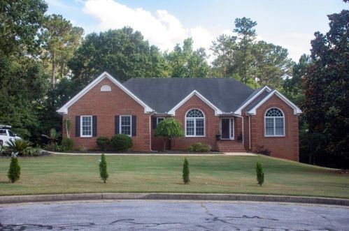 6461 Bellevue Dr, Conyers, GA 30094-4779