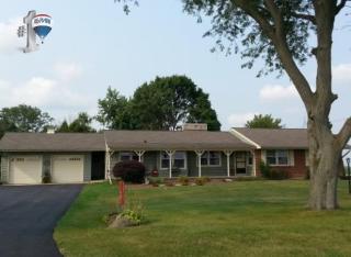 11402 Hemstock Rd, Hillcrest, IL 61068-9754