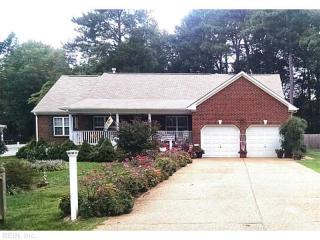 113 Vine Dr, Yorktown, VA 23692-3320