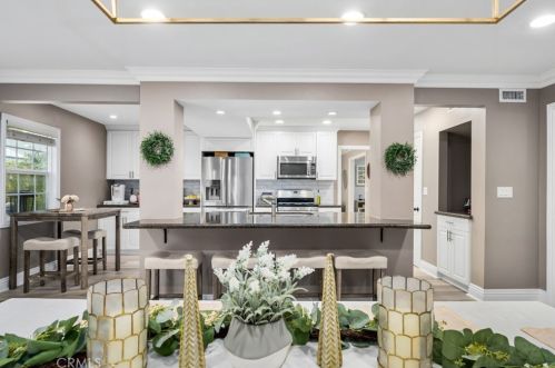 2405 Avalon Ave, Santa Ana CA 92705-7903 exterior