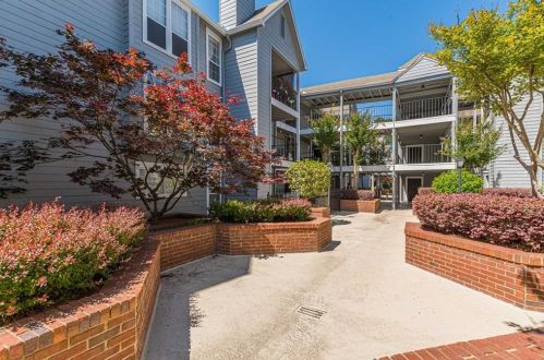607 Granville Ct, Atlanta, GA 30328-3443