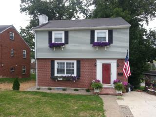 158 Oakwood Rd, Charleston WV  25314-1856 exterior