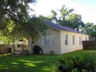 120 Elm St, Nacogdoches TX  75965-2808 exterior