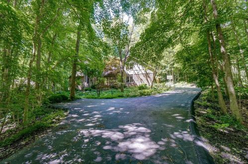 467 Aberfelda Dr, Springfield, OH 45504-3982