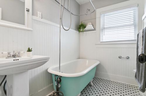 3210 Washington St, Englewood CO 80113-2727 exterior