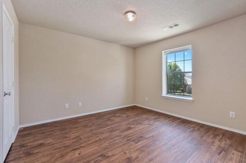 10520 Winding Passage Way, Fort Worth TX  76131-3988 exterior