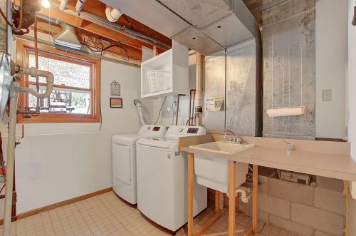3765 Drexel, Saint Paul MN  55124-6832 exterior